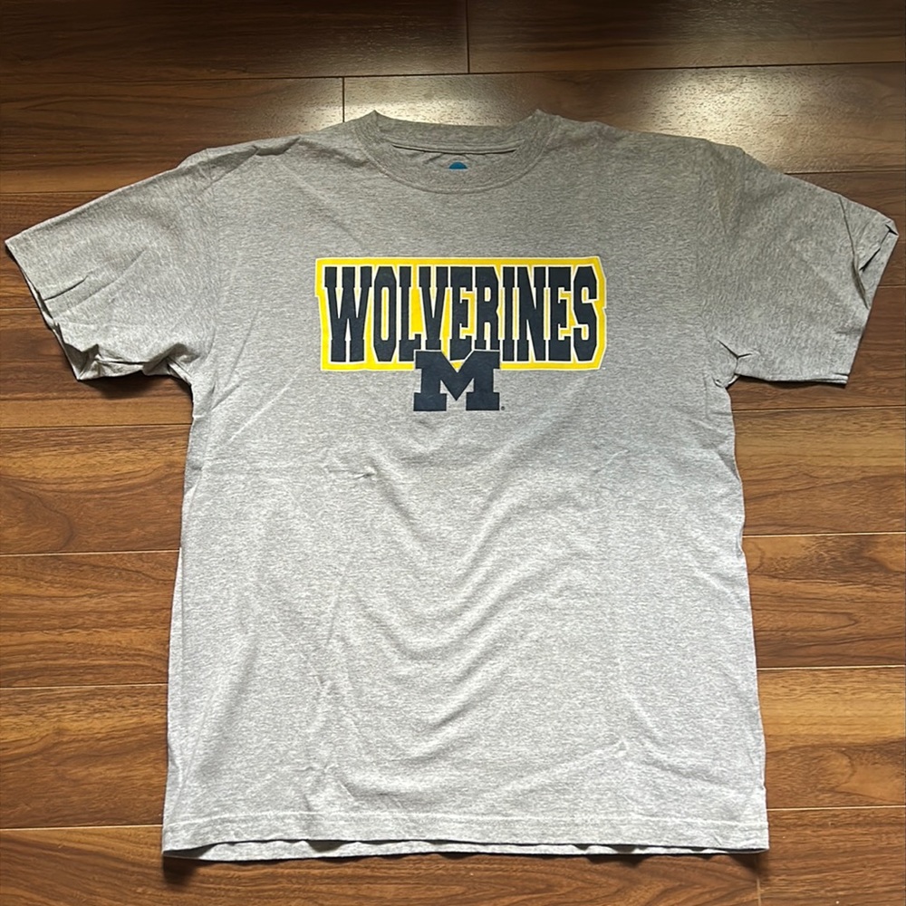 Michigan Wolverines t shirt